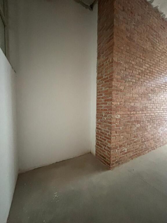 🚨 AMBIENT BIZNESI ME QIRA – MYSLYM SHYR 🚨