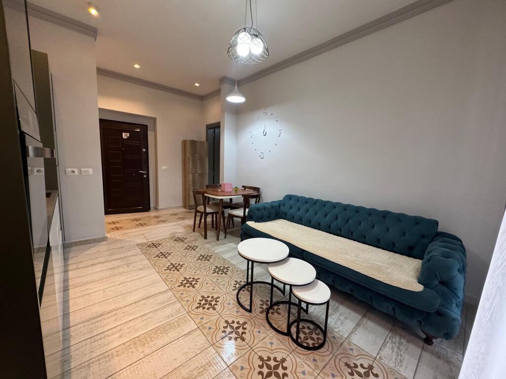 🏡 Jepet me Qira Apartament 2+1 –📍 Rruga e Durrësit 💶 800 € / muaj