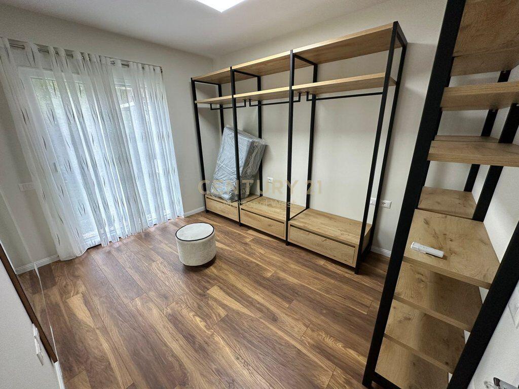 Apartament 2+1+2 me qira tek Kompleksi Fz, Liqeni i Thate