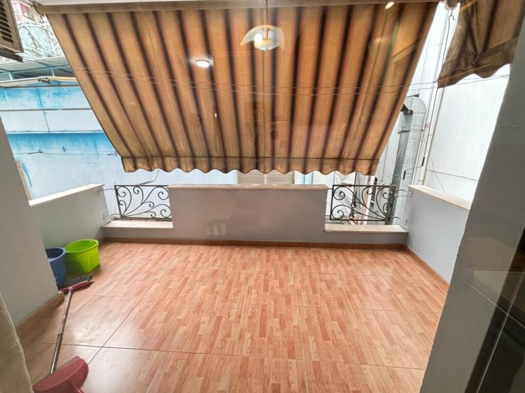 In via Kavaja si affitta 2+1