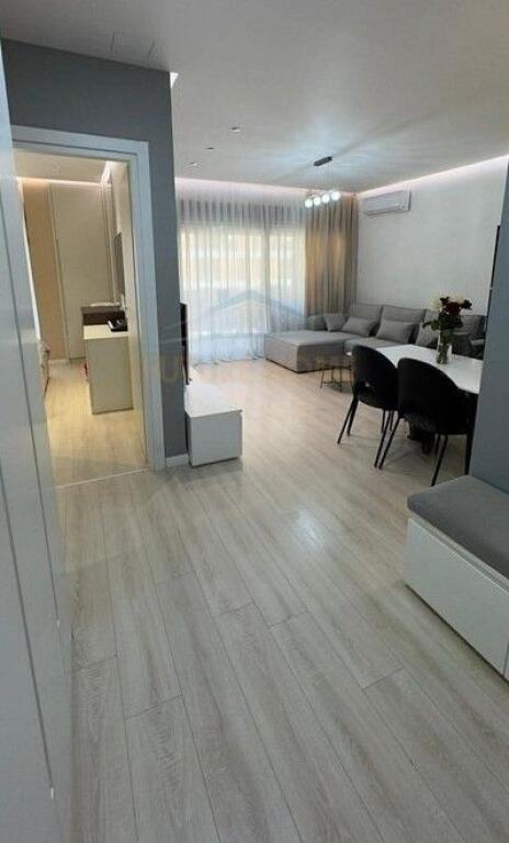 Shitet , Apartament 1+1 , Fiori Di Bosco