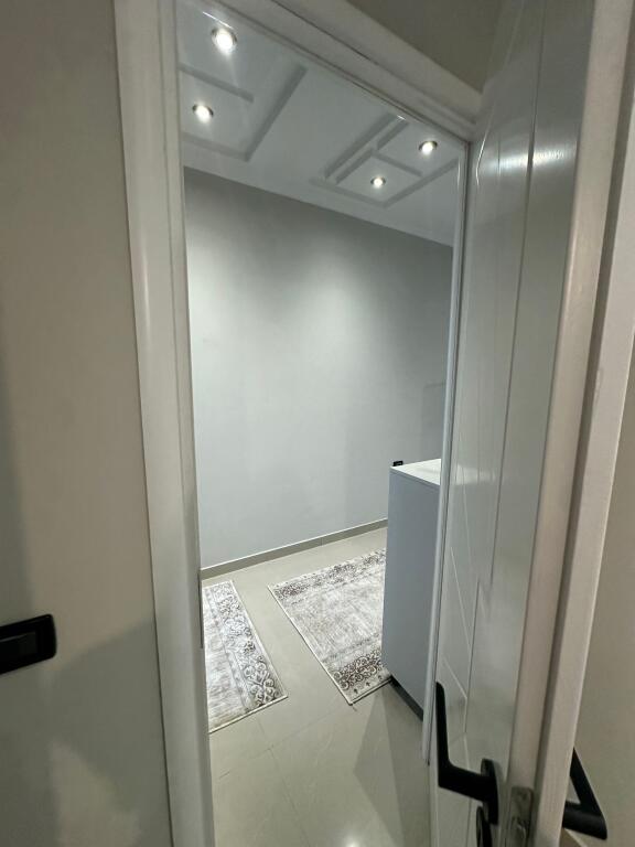 Me QIRA 2+1 i sapo mobiluar