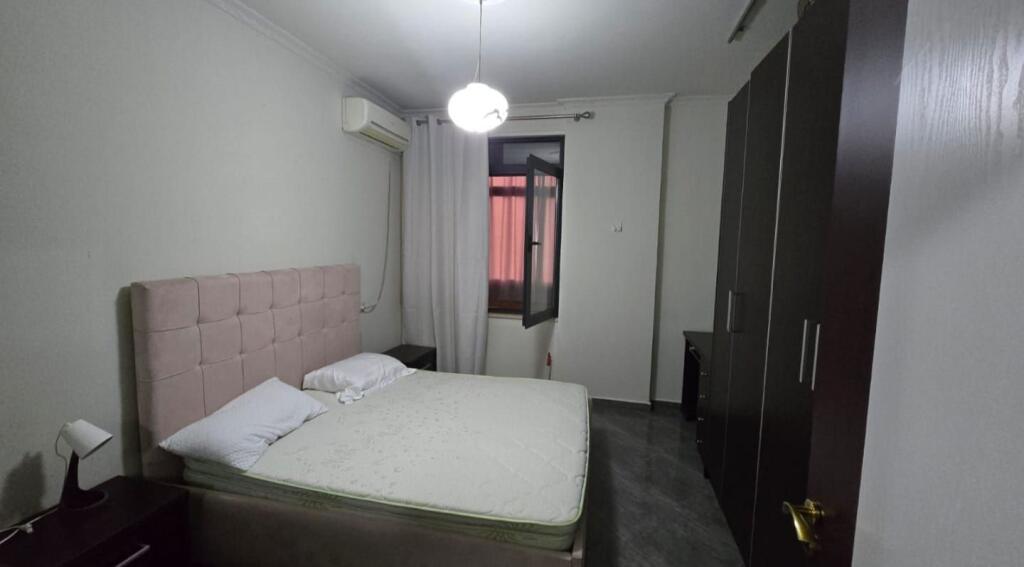🏠 Jepet me qira apartament 1+1