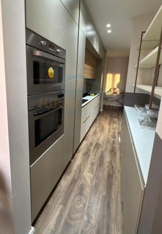 Affitto, Appartamento 3+1+2 +Posto Auto, Centro