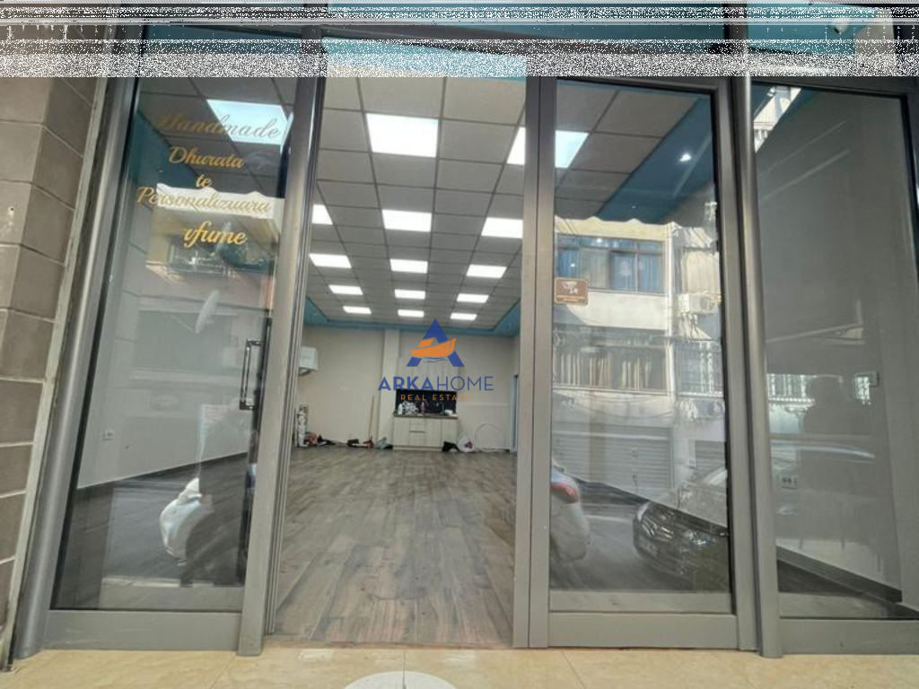 BUSINESS PREMISES FOR SALE 80M2 "ANDON ZAKO CAJUPI STREET, BLLOK" 450,000 EURO