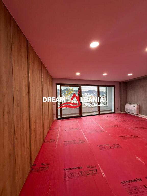 Jepet me Qera Zyre/Ambient Biznesi tek Rruga e Kavajes prane Delijorgjit ne Tirane (ID 4261900)