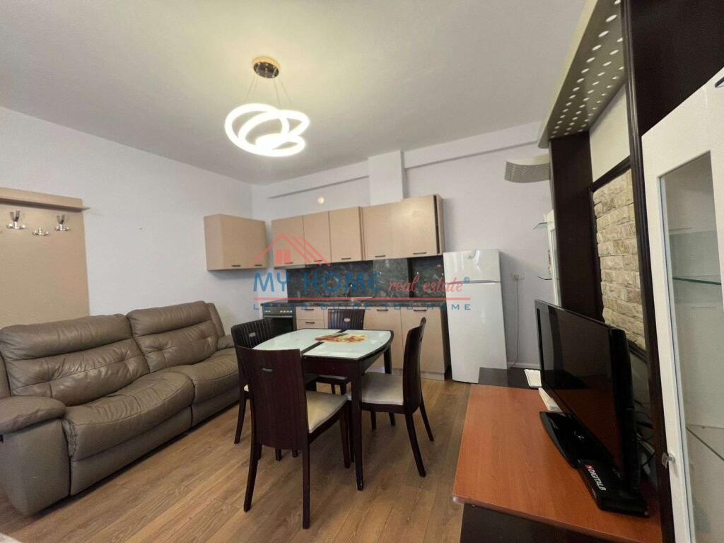 Apartament 1+1 ne Shitje Fresk Tirane