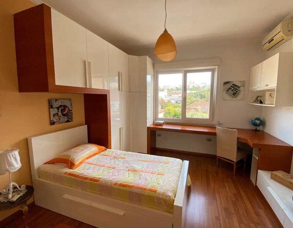 Appartamento in affitto — per abitazione Vicino al museo, Centro, Durrës