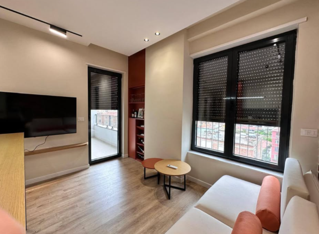 🏡 Apartament 1+1 me Qira – Bulevardi i Ri