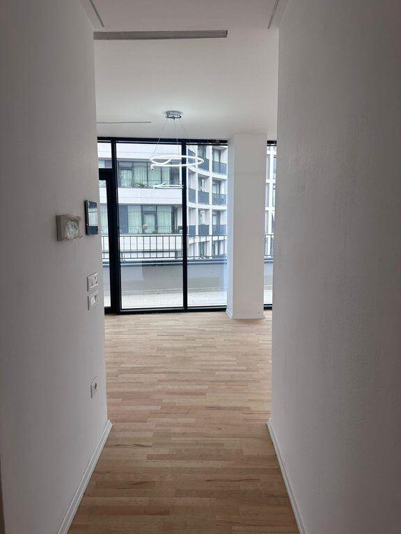 Shitet apartament 2+1+2, Lake View Residence