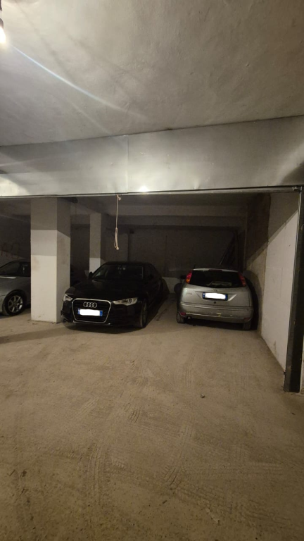 Garage for sale in Astir