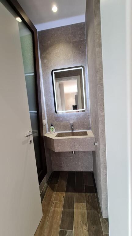 🏡 DUPLEX IN AFFITTO IN CENTRO – VIA BARRIKADAVE