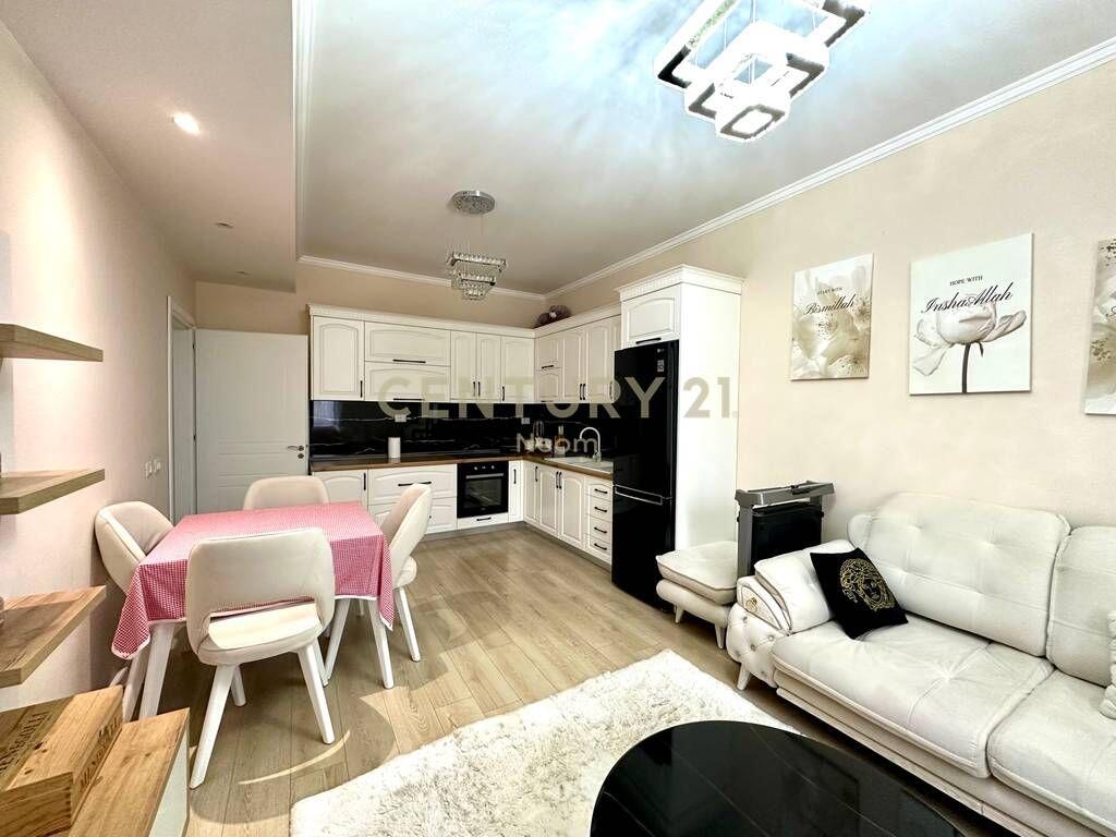 SHITET APARTAMENT 2+1 NE SHKOZE!