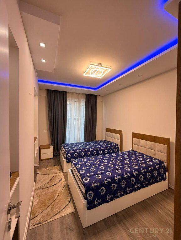 LUXURY APARTMENT FOR RENT 2+1+PARKING SPACE NEAR KAFE FLORA! 1,700 € /Month Total Area 130m2