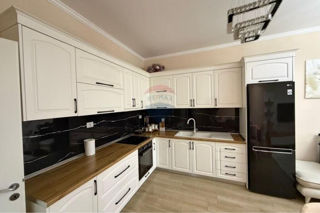 Apartament - Për Shitje - Shkozë, Tiranë(ID: 530191070-44)