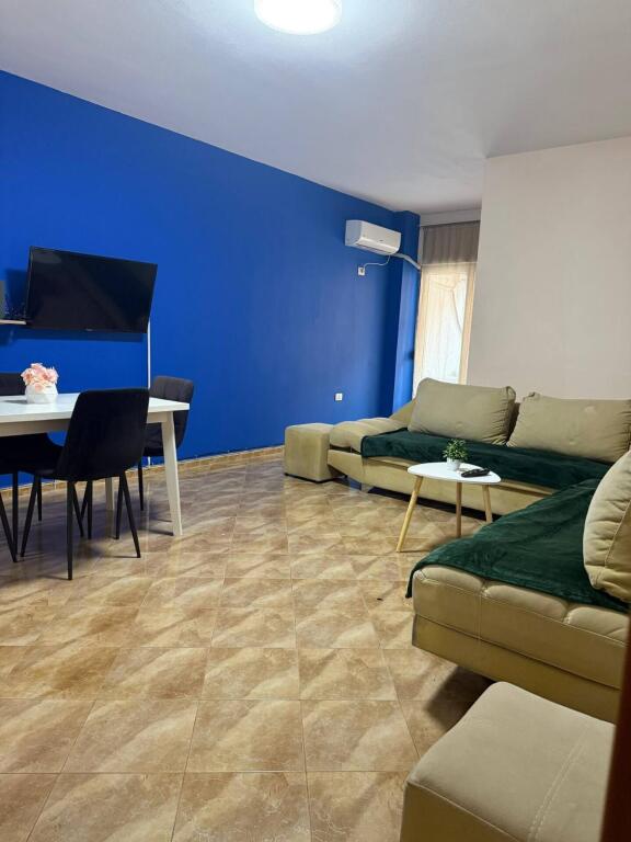Jepet me qera apartament 1+1 te Zogu i Zi