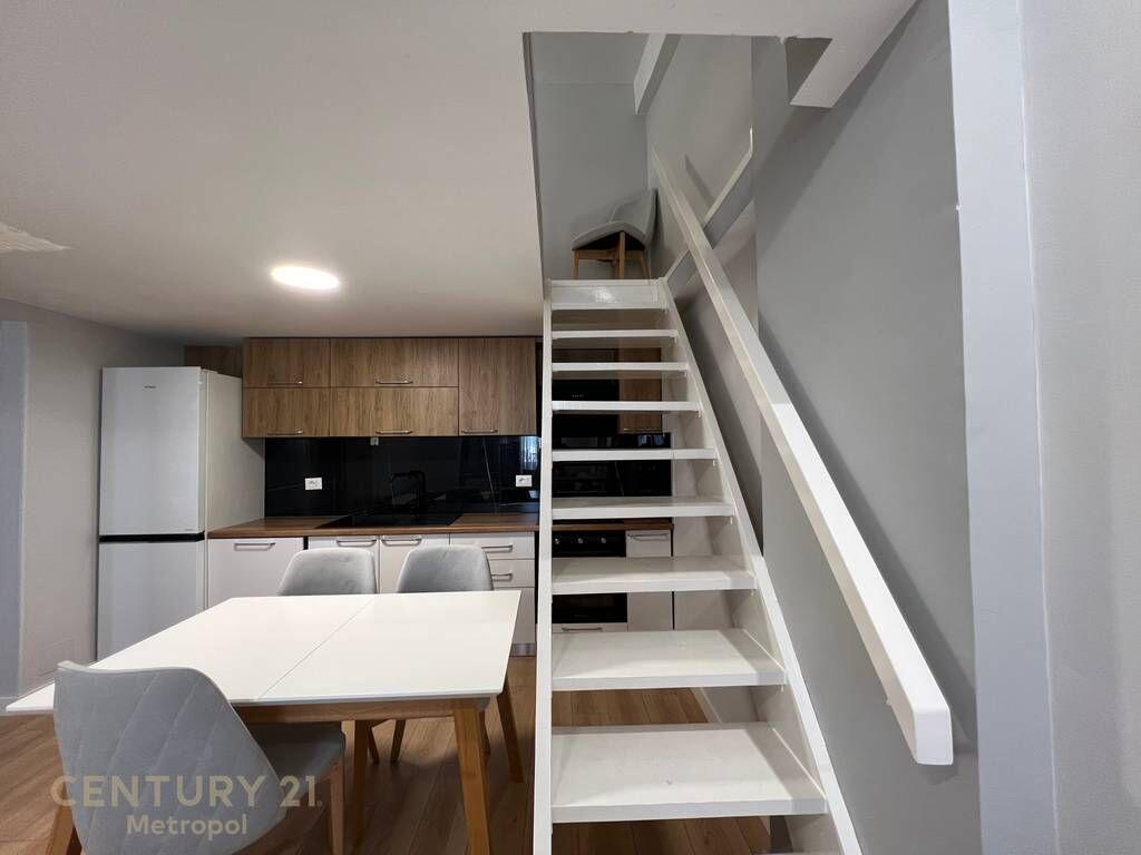 Apartament DUBLEKS 2+1, ME VERAND