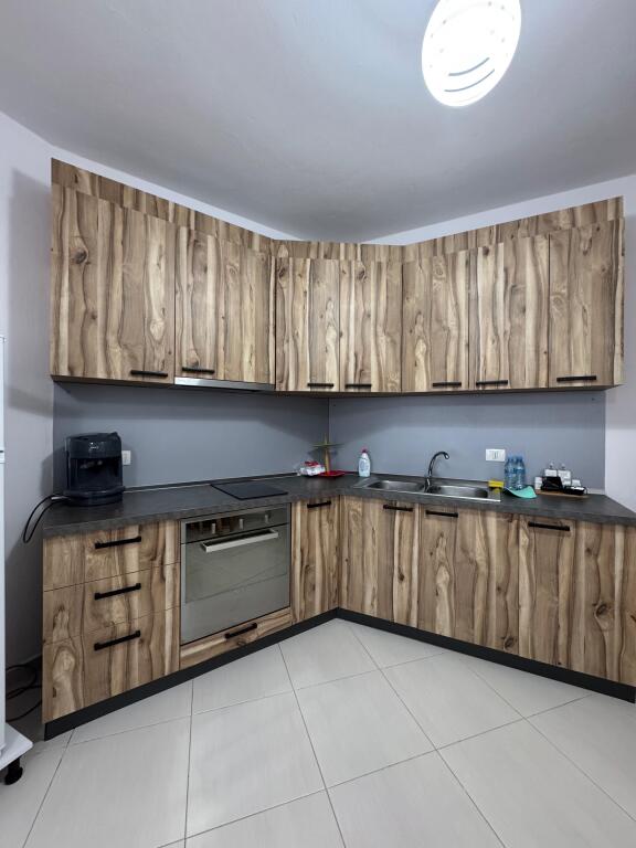 Apartament 2+1 me qera