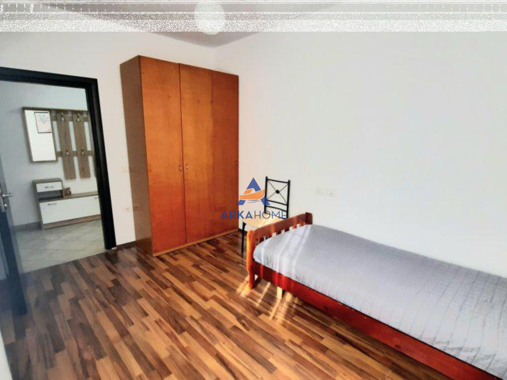 JEPET APARTAMENT ME QERA 2+1+BALLKON "BULEVARDI ZOGU I PARE" 500 EURO