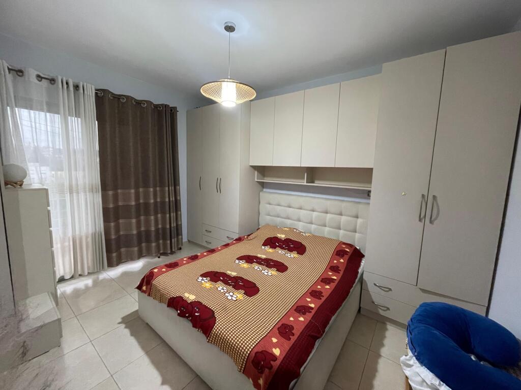 Appartamento 2+1, Ali Dem!