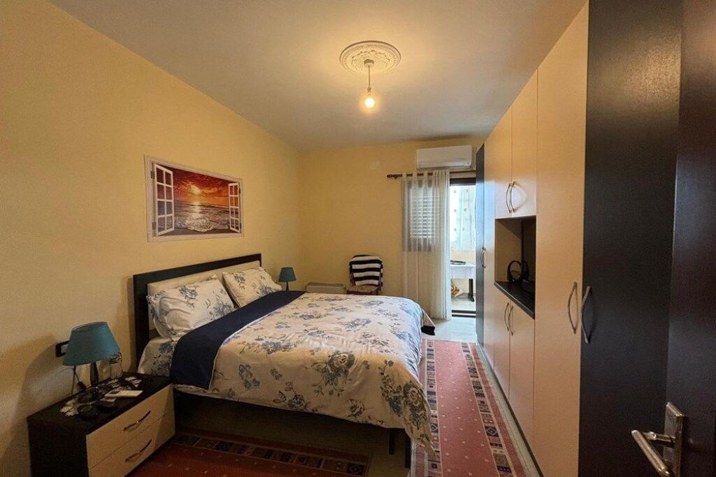 🏡 Apartament 3+1+2 për Shitje – Rruga e Re, Vlorë