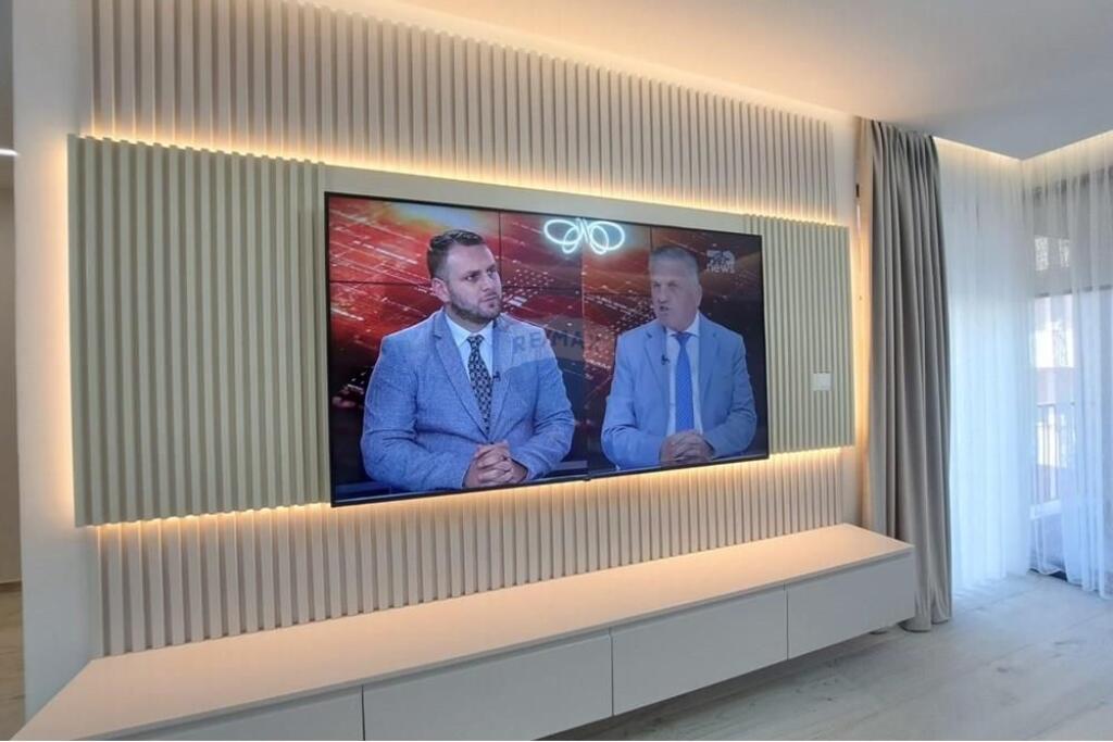 🏡 Appartamento di Lusso in Vendita – Lungomare, Vlorë