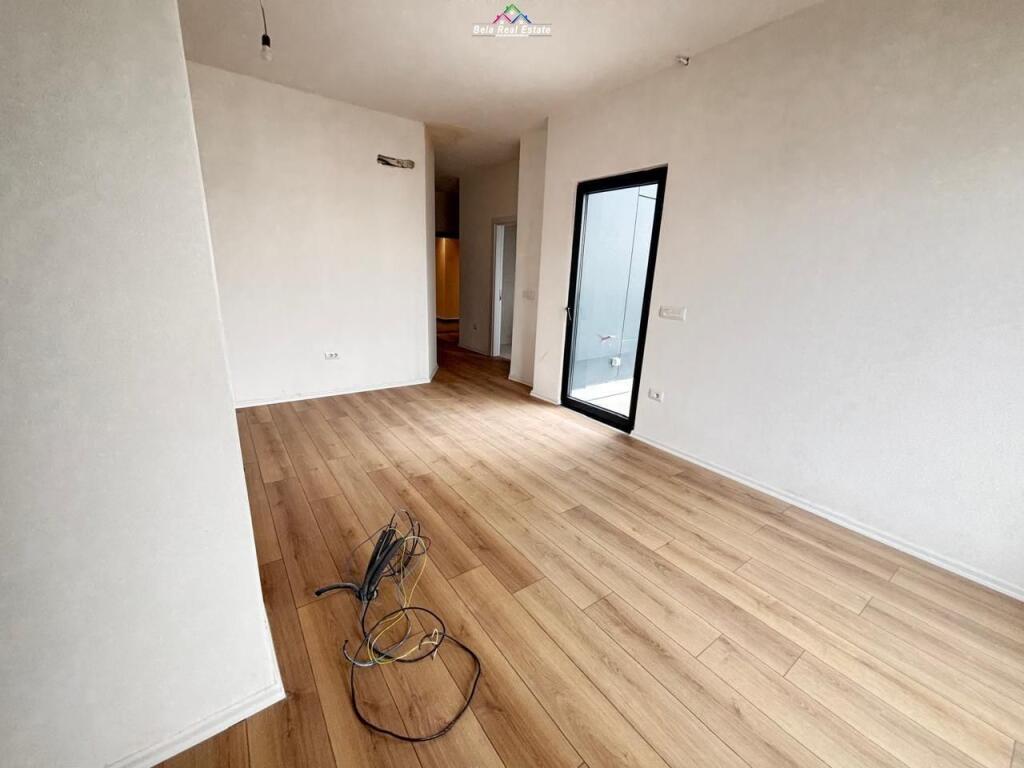 Office For Rent at Barrikadave Street (ID BZ2787) Tirane