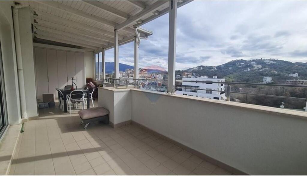 DUPLEX PER QIRA 2+1 KOMPLEKSI FZ