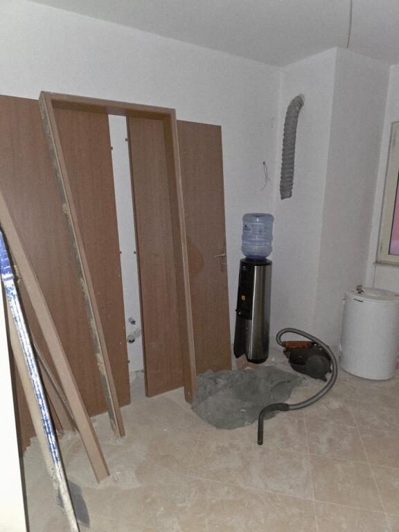 Shitet apartament 1+1 Fresk