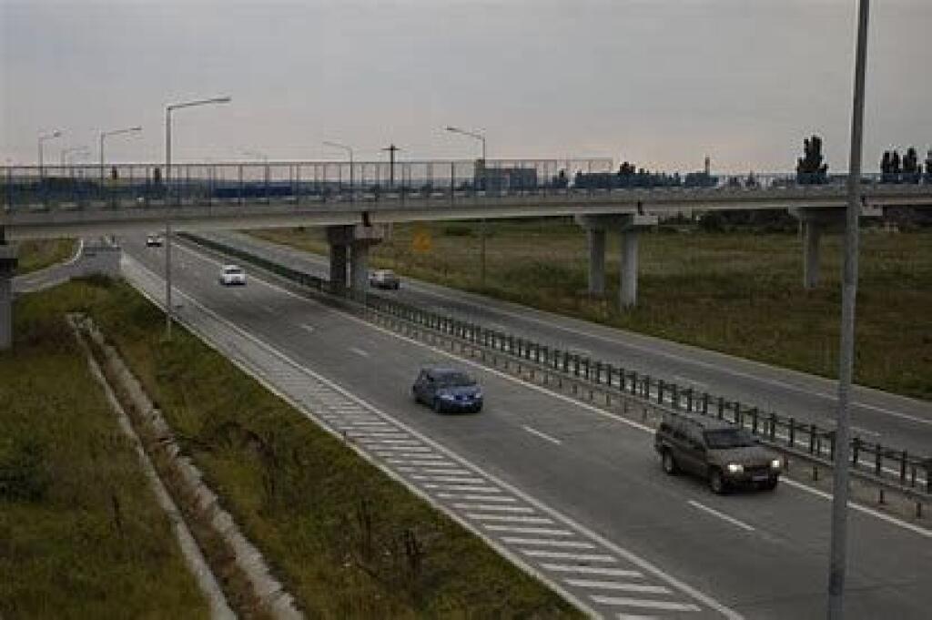 WE SELL WAREHOUSE 600 m2+LAND 2800m2