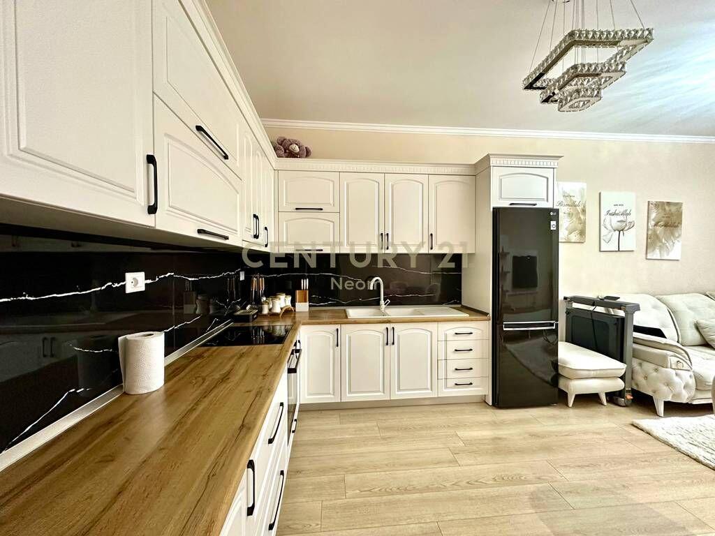 SHITET APARTAMENT 2+1 NE  ZONEN E SHKOZES!