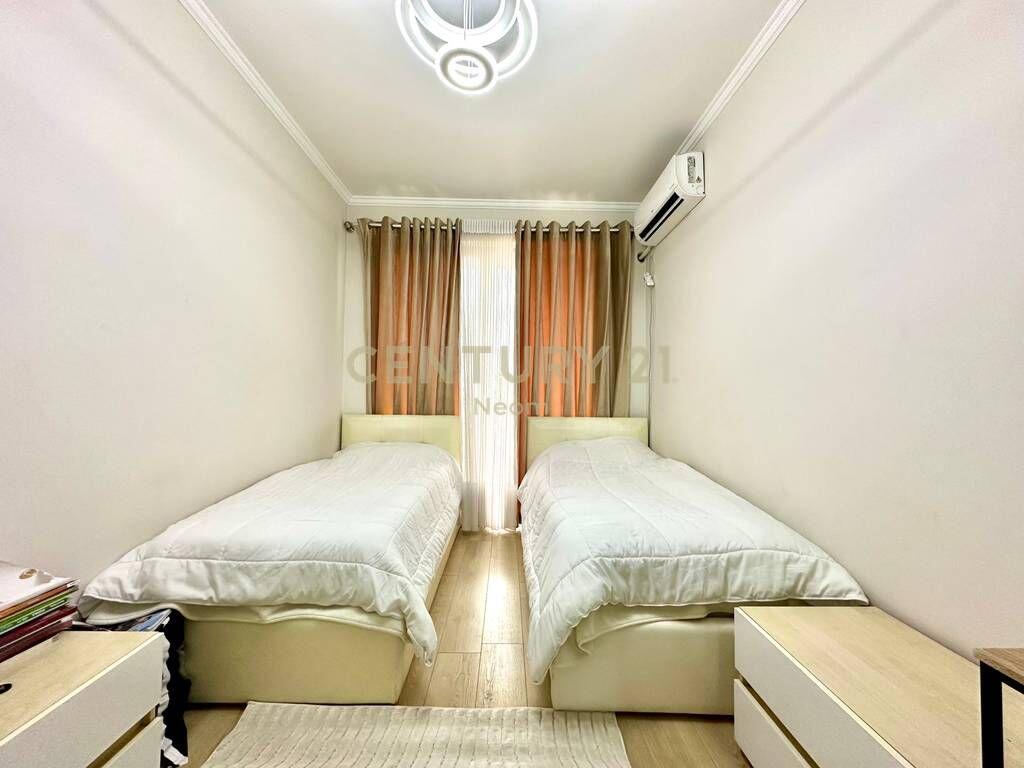 Apartament 2+1 per shitje ne Shkoze