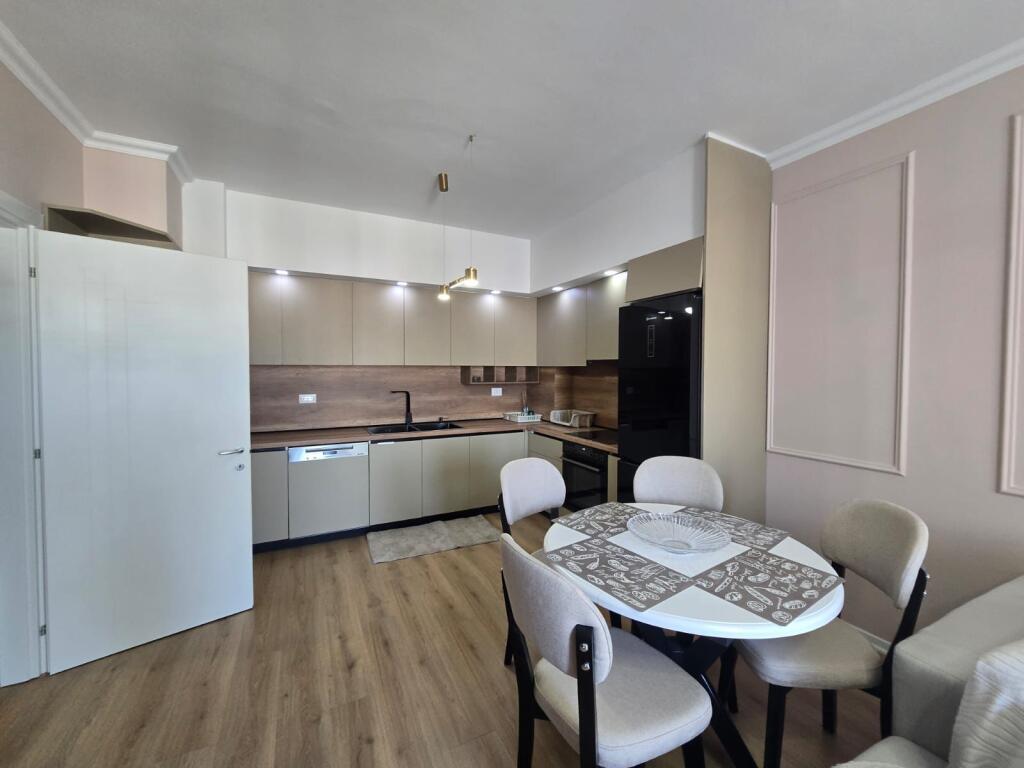 Apartament me qera Astir Vila L 3