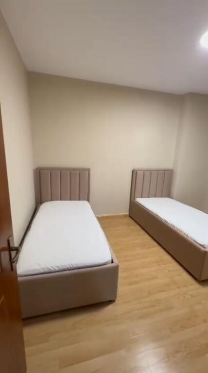 Jepet me qera apartament 2+1 ne Misto Mame