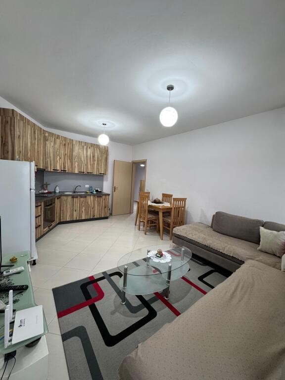 Apartament 2+1 me qera