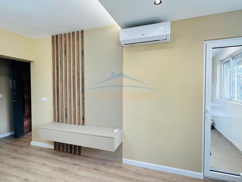 Shitet Apartament 1+1, Mozaiku i Tiranes , 21 dhjetori