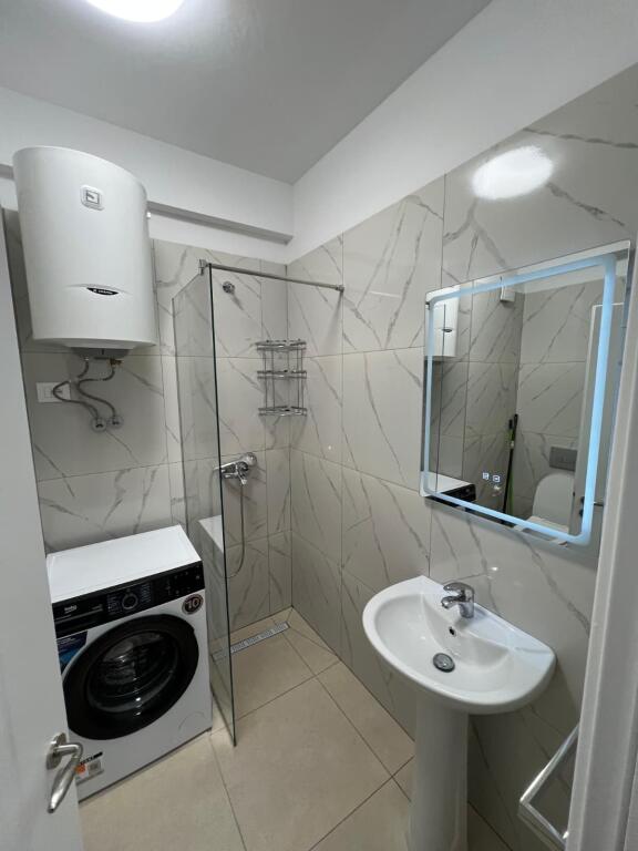 AFFITTASI 1+1 URBAN GATE VIALONE KASHARI