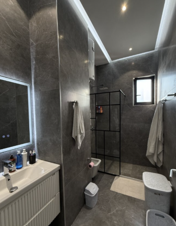 🏙️ Penthouse për shitje – Fresk  📍 Fresk