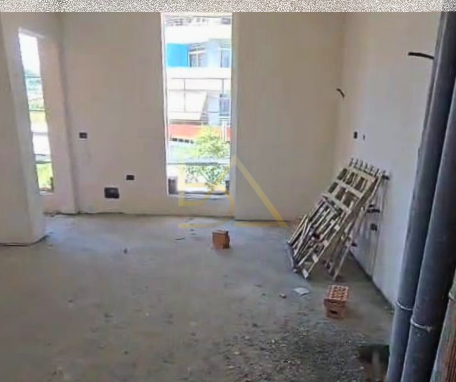 Shitet Apartament – Tiranë