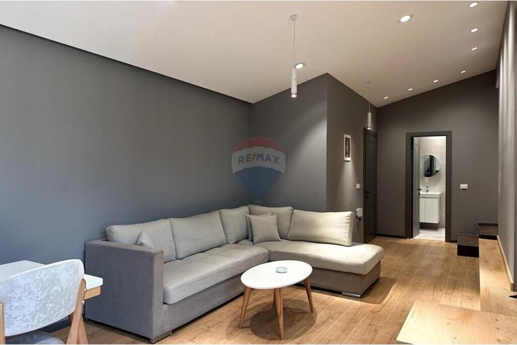 Apartament - Për Shitje - Farkë, Tiranë