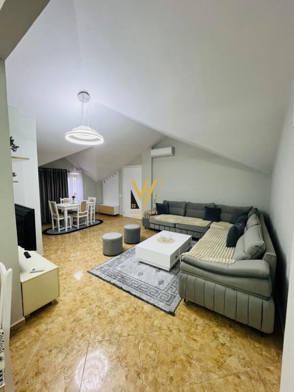 JEPET APARTAMENT 2+1 ME QIRA TE ISH PARKU 70.000 LEKE