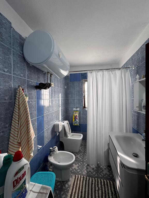 Shitet Vile 3-Kateshe-Kombinat