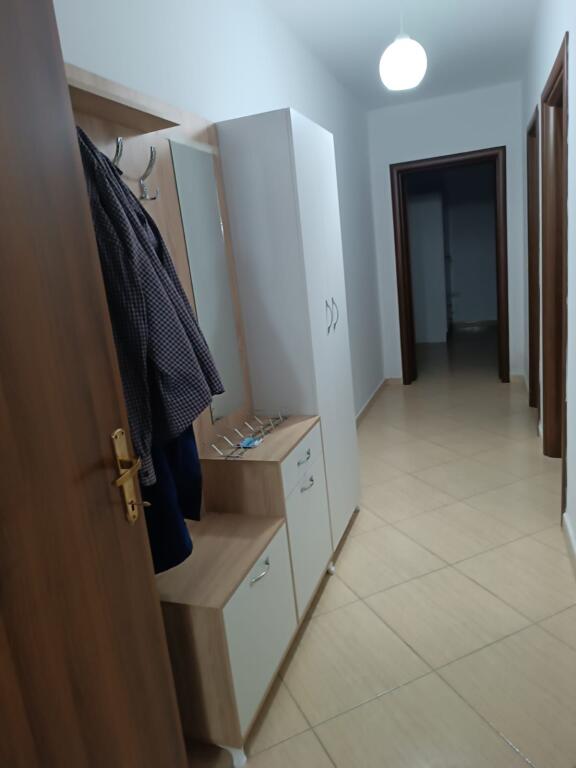 For rent Apartment 2+1, Malajziani Complex, Kamza Turn 500 euros