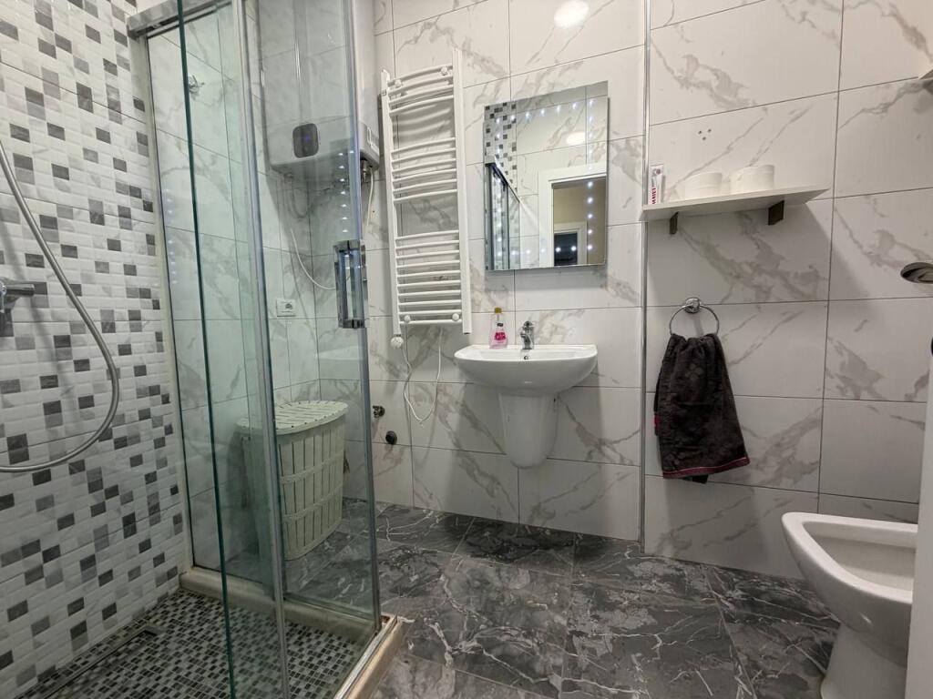 Appartamento 2+1 in affitto presso il Comune di Parigi.