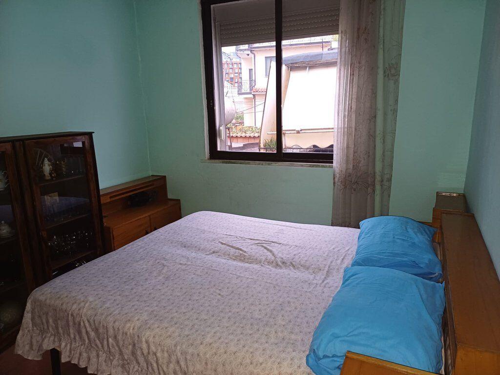 Shitet, Apartament 2+1, Xhamlliku, Tirane.
