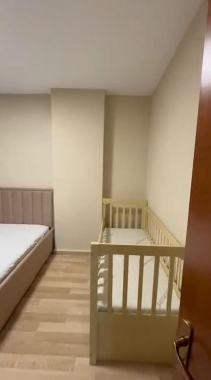 Jepet me qera apartament 2+1 ne Misto Mame