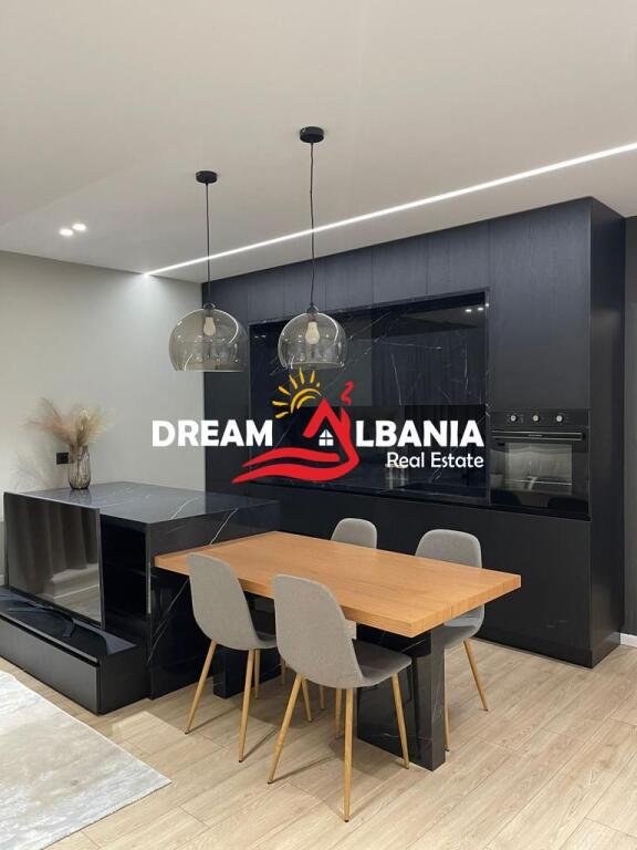 Super Apartament Luksoz 2+1+2 me qera prane Piramides ne rrugen Papa Gjon Pali (ID 42214433).