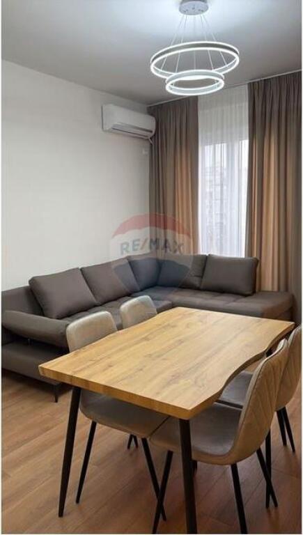 RENT APARTMENT 1+1 PARIS COMMUNE !