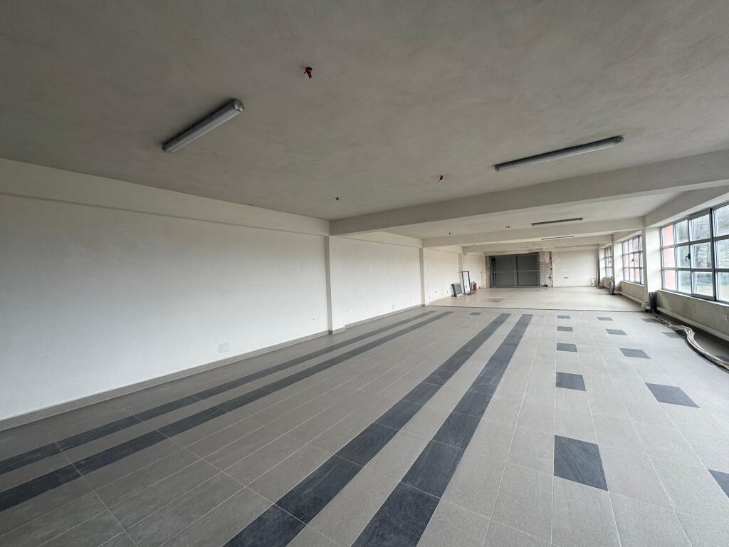 Warehouses for rent in Prush!