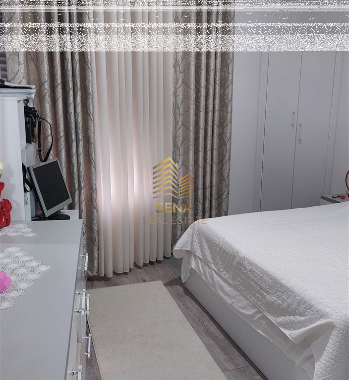 Shitet, Apartament 2+1+2WC+Verand, Fresk, 150,000 Euro I Diskutueshem